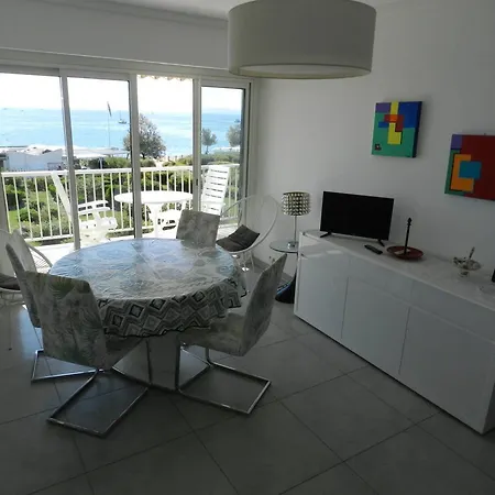 2 Pieces Vue Mer, Acces Plage, Parking - - Fr-1-251-708 * Le Lavandou